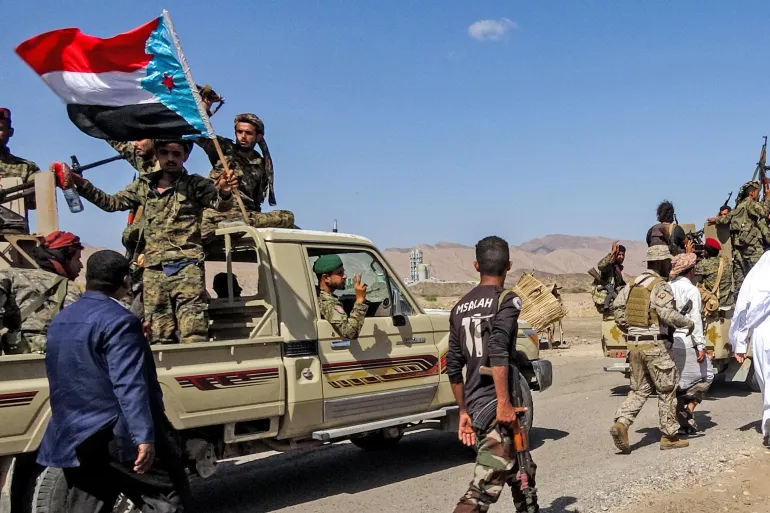 اليمن.. “الانتقالي الجنوبي” يحل نفسه ويعترف: فشلنا في تحقيق الأهداف